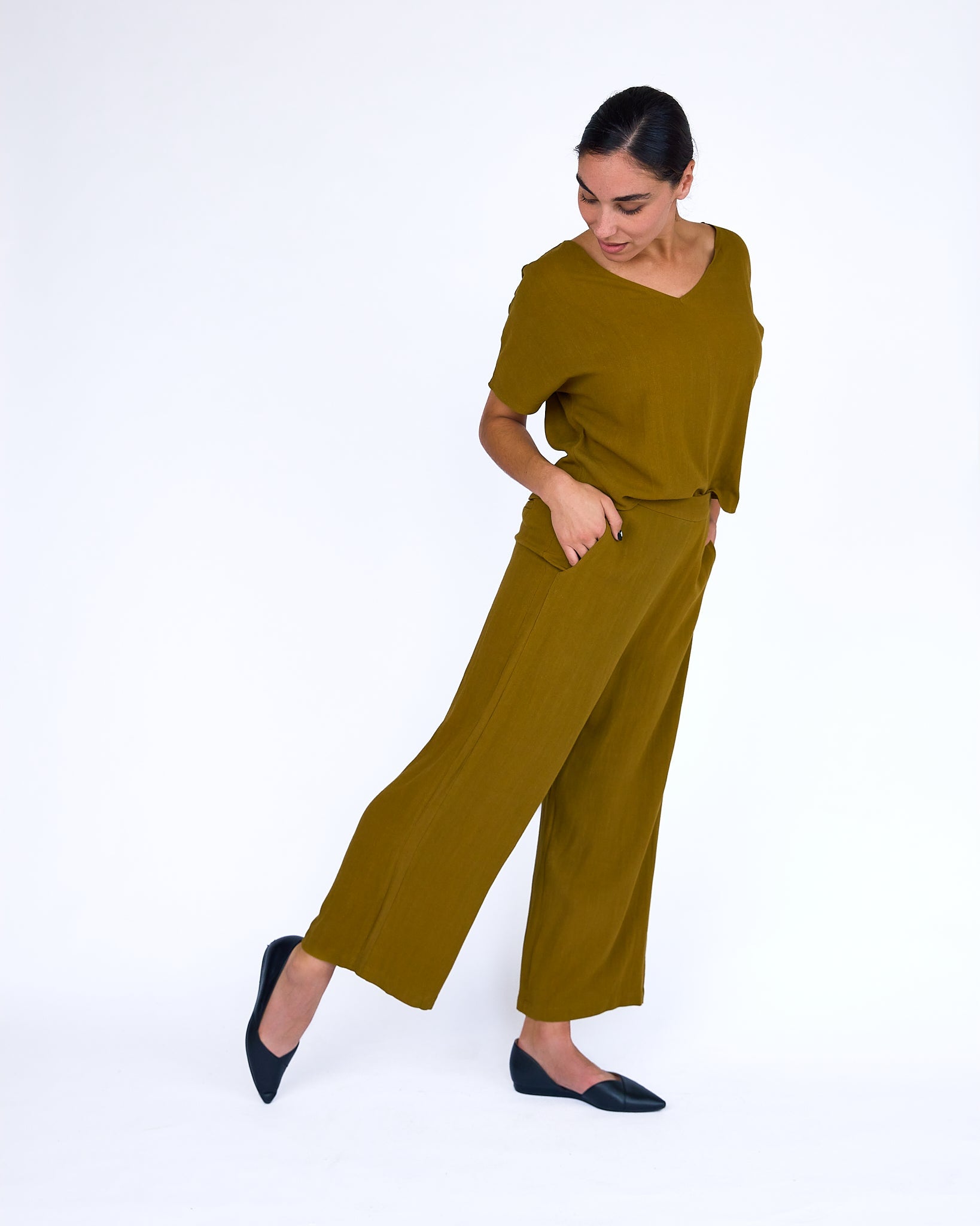 The Julia Tuxedo Pant - Avocado - XS | DEVAN GREGORI