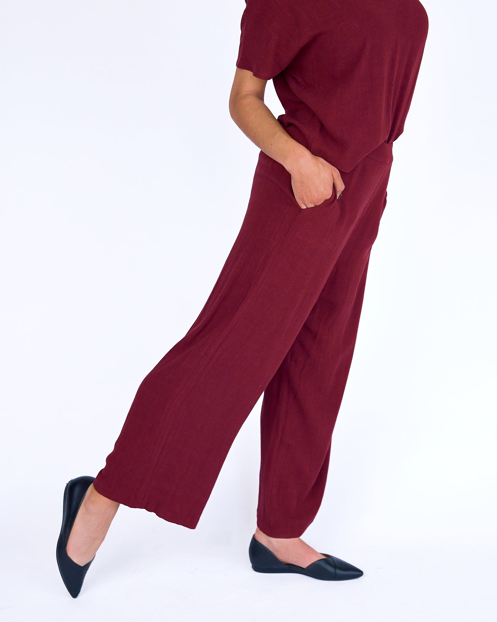 The Julia Tuxedo Pant - Wine - XS | DEVAN GREGORI