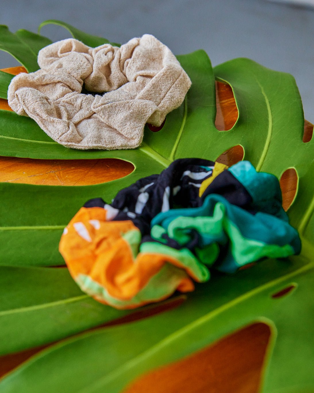 The Zoe Scrunchie - | DEVAN GREGORI