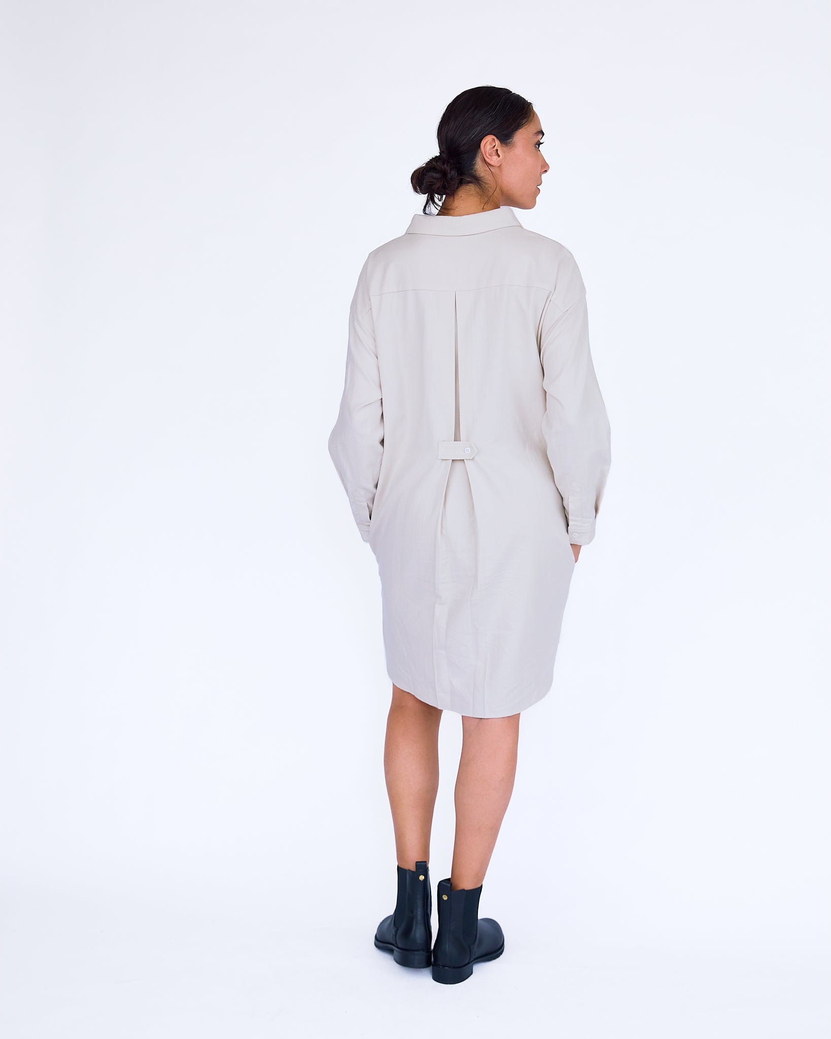 The Stella Shirt Dress - Elephant - XS | DEVAN GREGORI