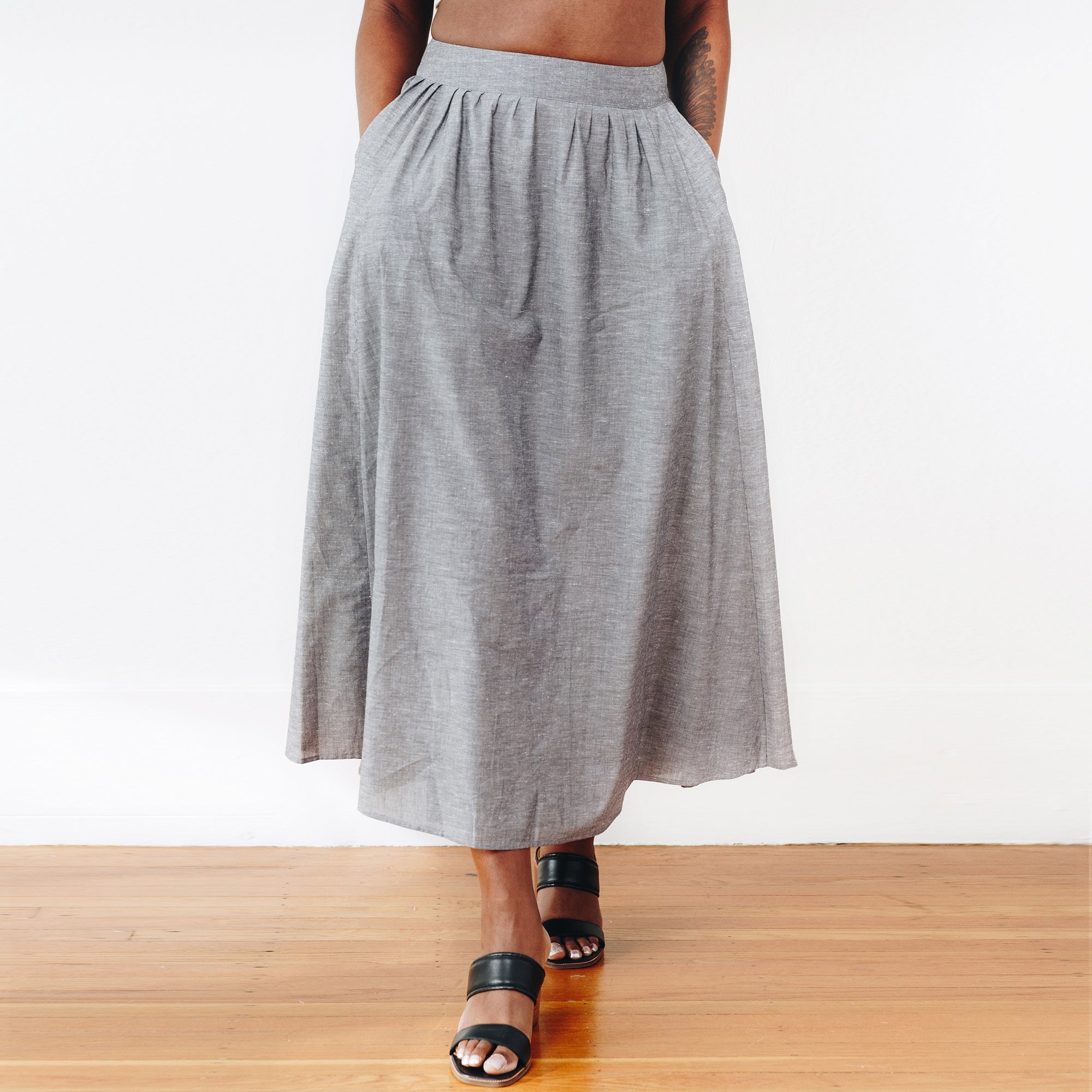 The Cotton/Silk Hazel Skirt - Small - Salt & Pepper | DEVAN GREGORI